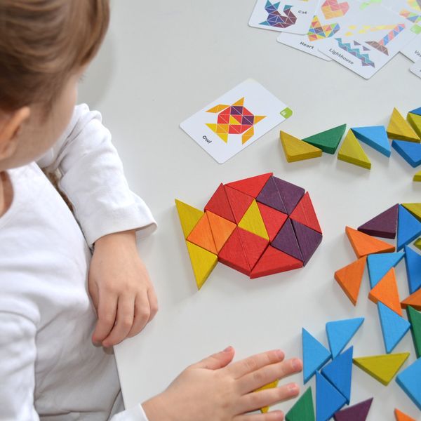 Трикутна мозаїка з дерева для дітей 64 ел. 900194 фото